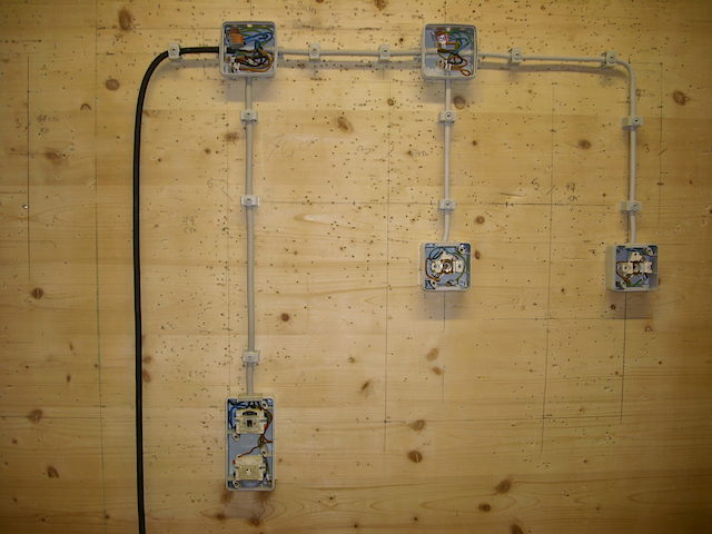 IH3/03 - Ausführung Installations- und Stromlaufplan